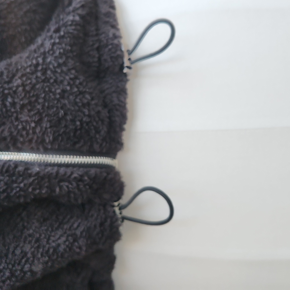 Black Fleece Jacket - Picture 3 of 11